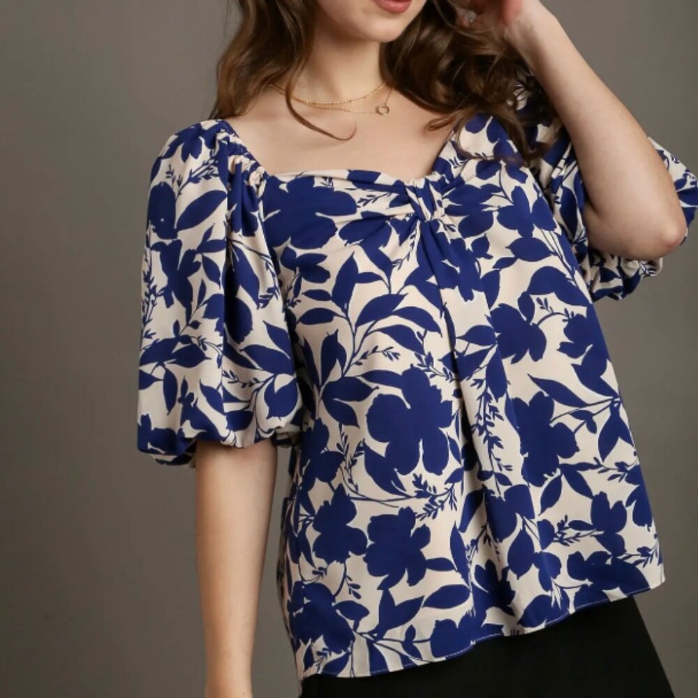 159.Two Tone Floral Print Boxy Cut Front Knot Top with Bubble Sleeves